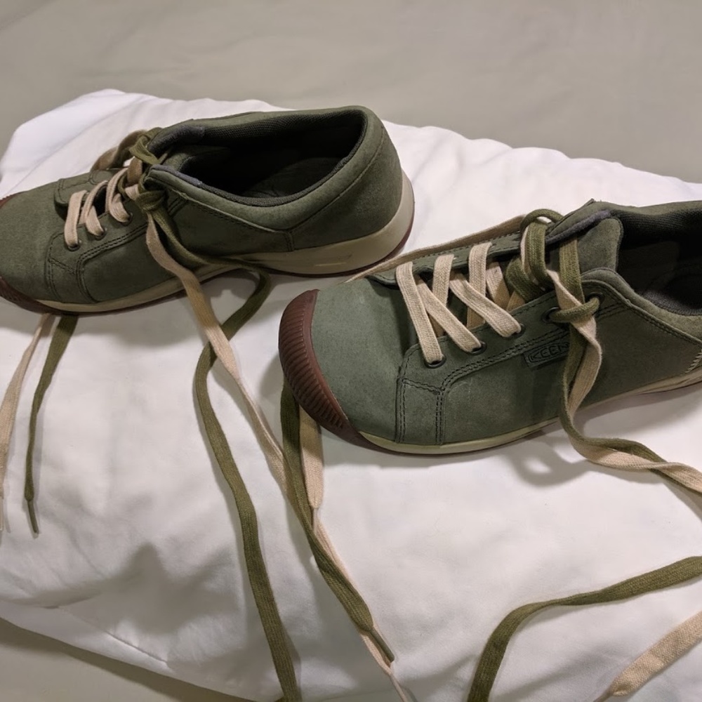 casual lace up loafers